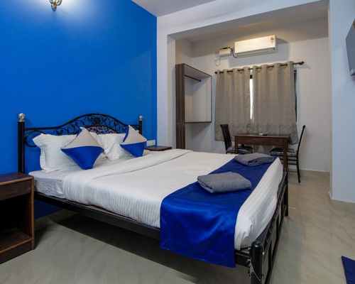 s&j goa hotels monteiro towers