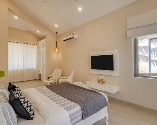 Trezora Candolim - Luxury 4bhk villa with pool