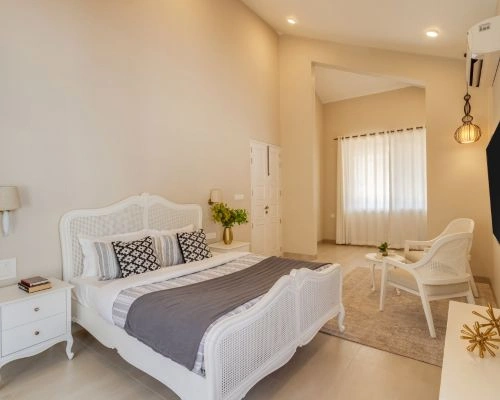 Trezora Candolim - Luxury 4bhk villa with pool