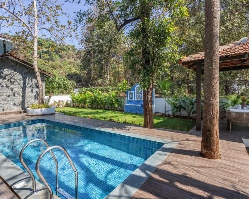 Trezora Candolim - Luxury 4bhk villa with pool